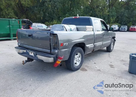 2001 Chevrolet Silverado 1500 Ls z USA, uszkodzony, nr VIN 1GCEK19T61Z126721